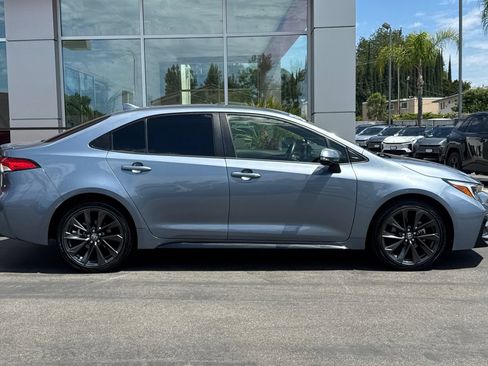 Used 2024 Toyota Corolla SE w/ SE Premium Package FWD image 4