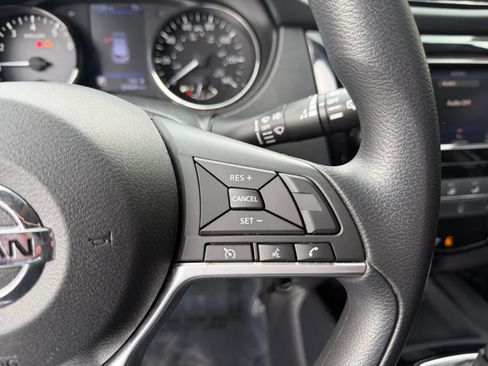 Used 2021 Nissan Rogue Sport S FWD image 23