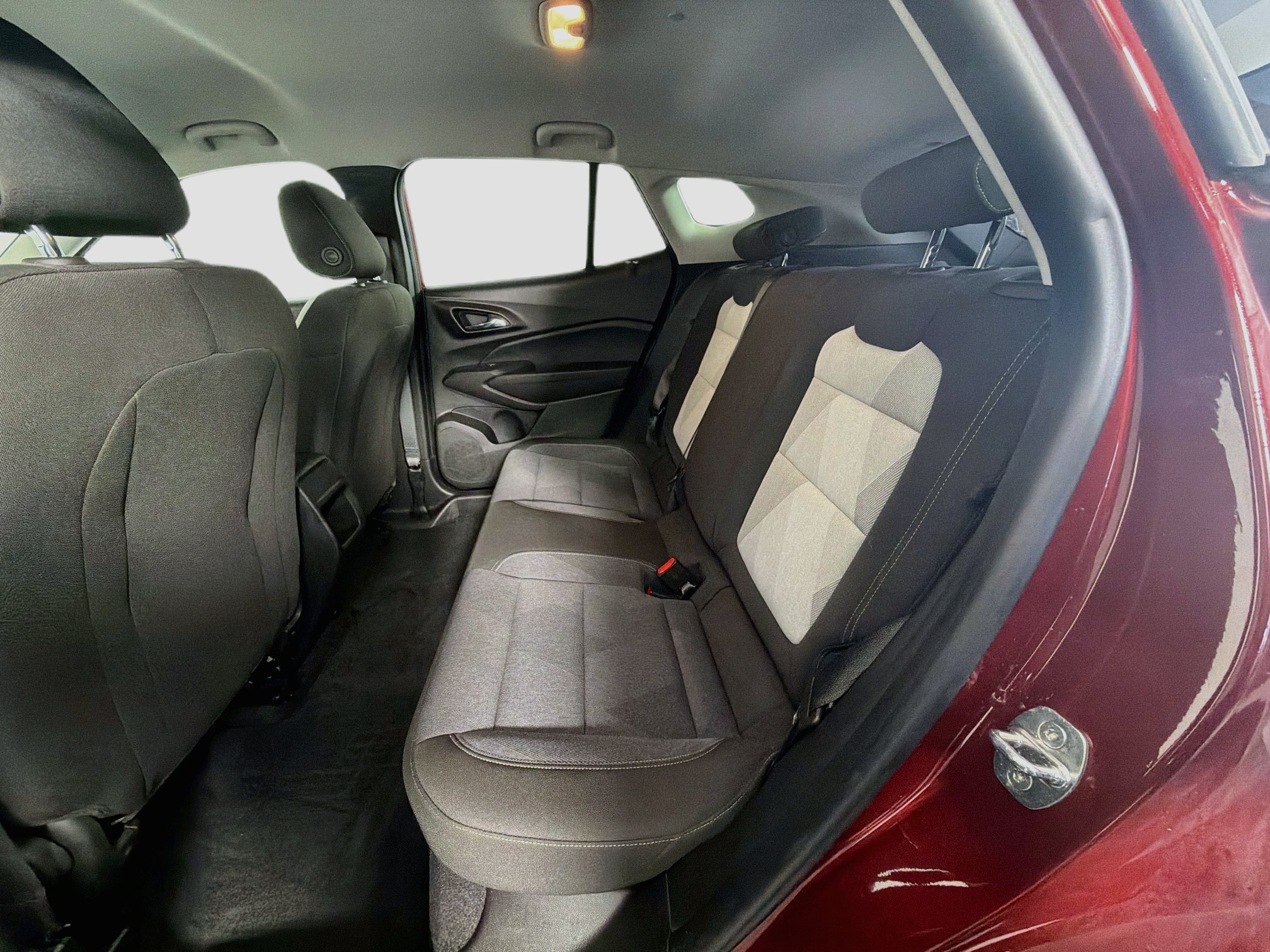 Used 2024 Chevrolet Trax LS w/ LS Convenience Package FWD image 28