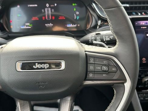 Used 2022 Jeep Grand Cherokee Limited 4xe image 22