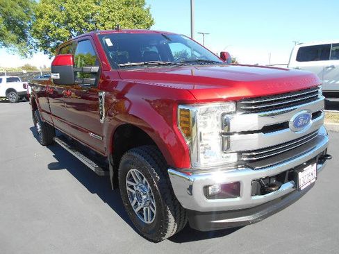 Certified 2019 Ford F350 Lariat w/ Camper Package AWD/4WD image 2