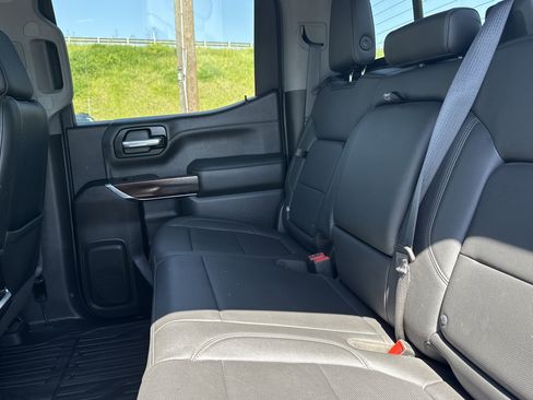 Used 2021 GMC Sierra 1500 SLT w/ SLT Premium Package AWD/4WD image 14