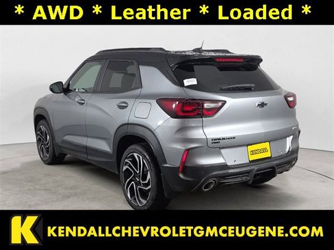 Used 2025 Chevrolet TrailBlazer RS w/ Convenience Package image 3