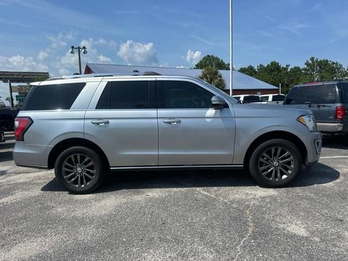 Used 2021 Ford Expedition Limited RWD image 2