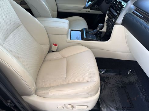 Used 2023 Lexus GX 460 Luxury w/ Sport Design Package AWD/4WD image 26