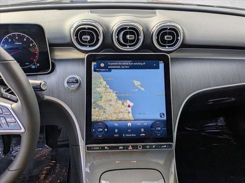 Used 2025 Mercedes-Benz CLE 300 4MATIC Coupe image 15