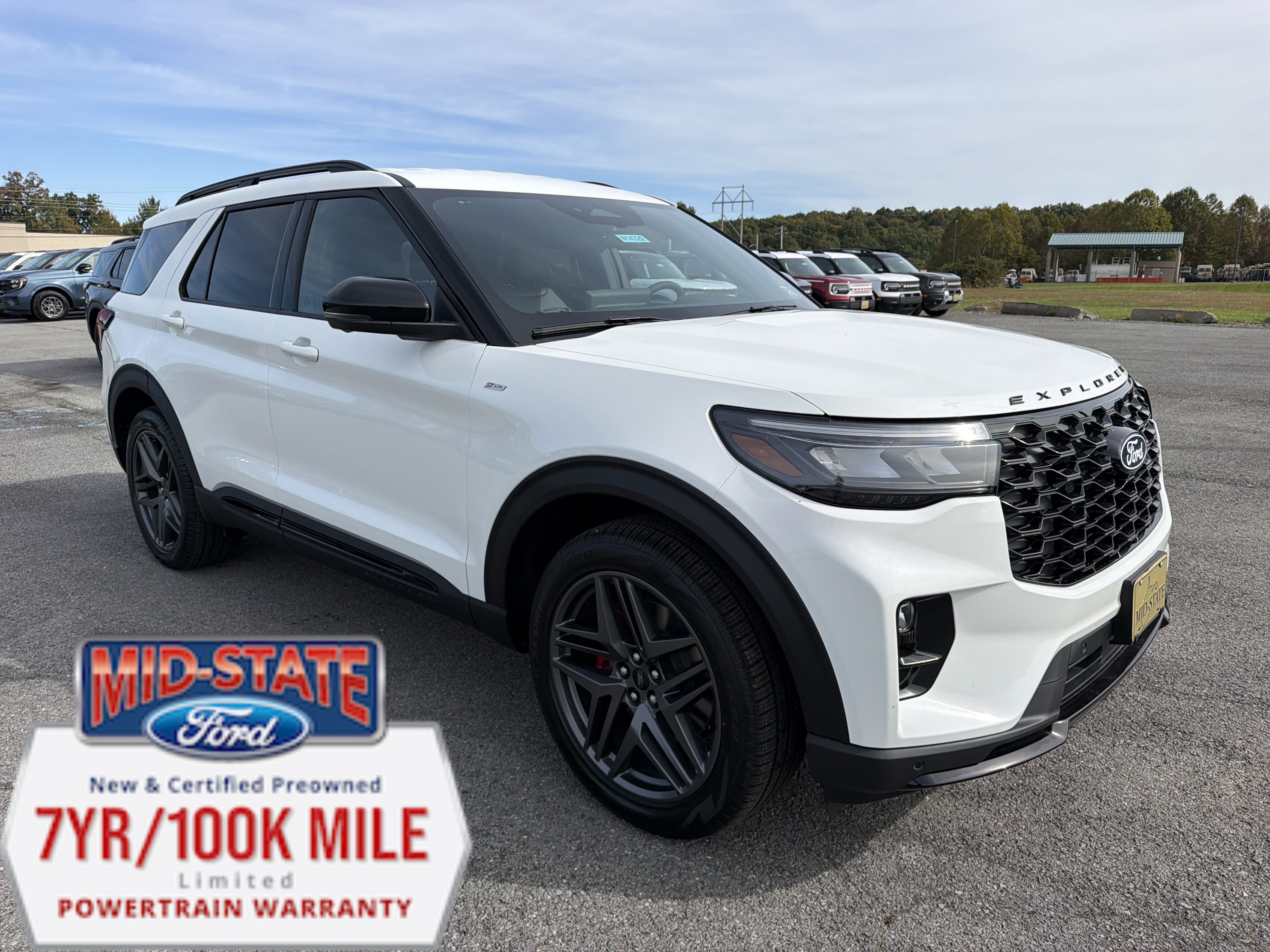 New 2027 Ford Explorer ST-Line w/ ST-Line Street Pack AWD/4WD image 1