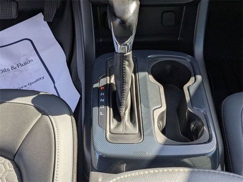 Used 2022 Chevrolet Colorado Z71 image 18