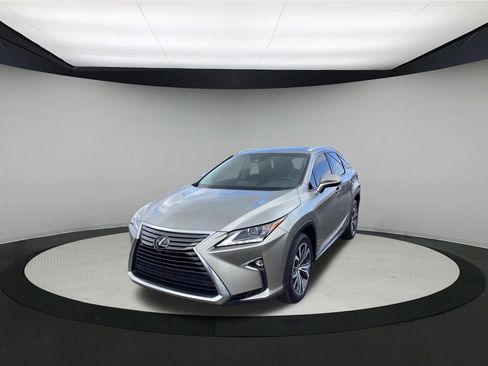 Used 2019 Lexus RX 350 AWD w/ Navigation Package image 4