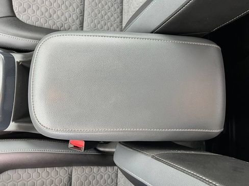 Used 2018 Chevrolet Colorado Z71 AWD/4WD image 29