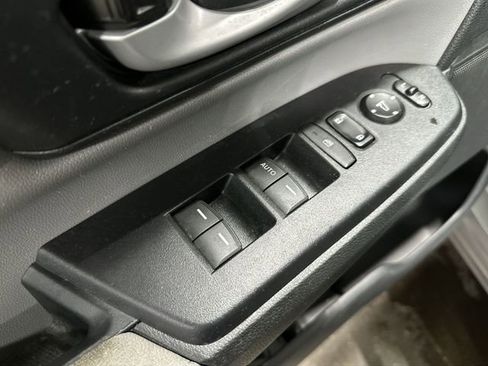 Used 2019 Honda CR-V LX image 19