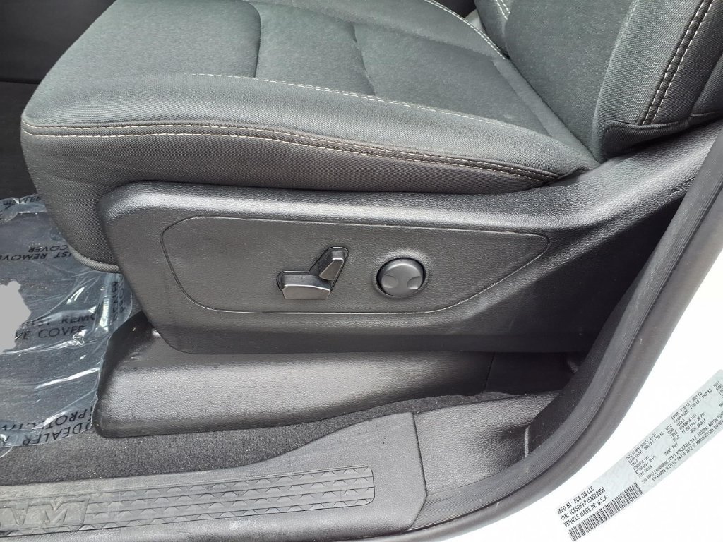 Used 2025 RAM 1500 Big Horn AWD/4WD image 21