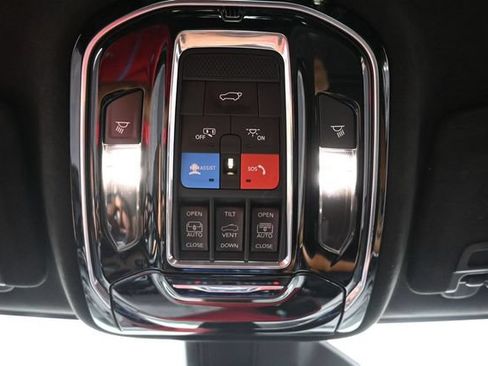 Used 2024 Jeep Grand Cherokee L Summit AWD/4WD image 36