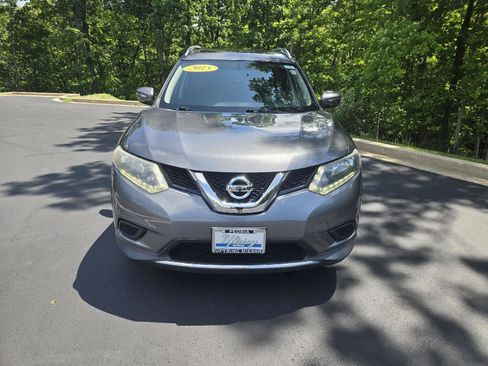 Used 2015 Nissan Rogue SV w/ SV Moonroof Package FWD image 7