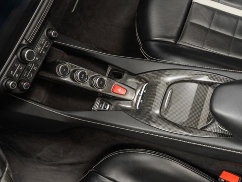 Used 2020 Ferrari Portofino image 26