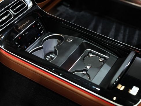 Used 2022 Mercedes-Benz Maybach S 580 4MATIC image 34