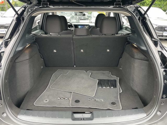 Used 2025 Nissan Kicks SV AWD/4WD image 9