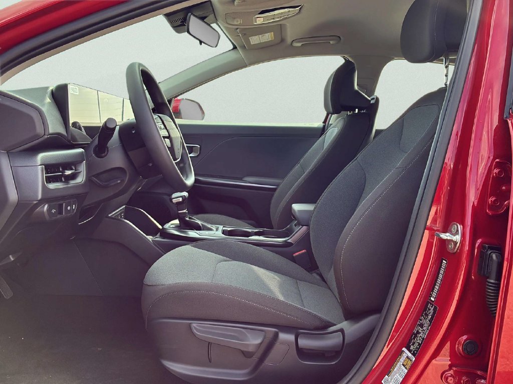 Certified 2025 Kia K4 FWD image 27