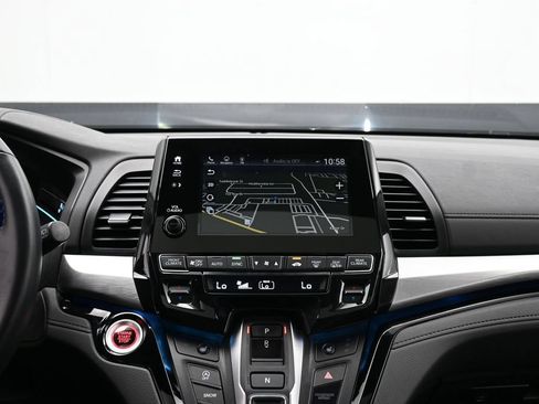 Certified 2024 Honda Odyssey Touring image 44