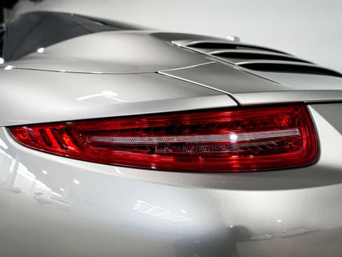 Used 2012 Porsche 911 Carrera image 33