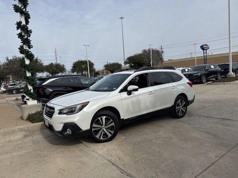Used 2019 Subaru Outback 2.5i Limited AWD/4WD image 5