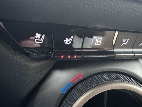 Used 2023 Chevrolet Blazer Premier w/ Driver Confidence II Package image 21