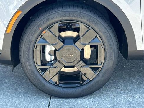 New 2026 Kia Sportage X-Line AWD/4WD image 4