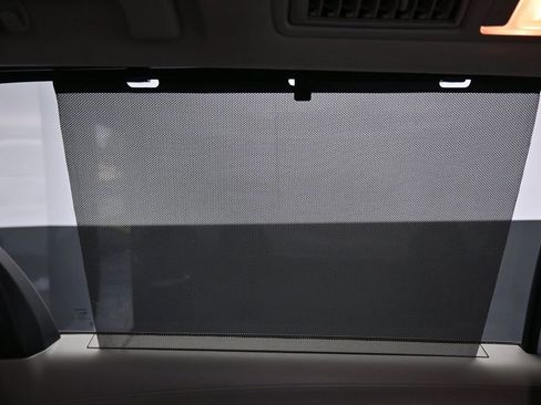 Used 2021 Toyota Sienna LE image 45