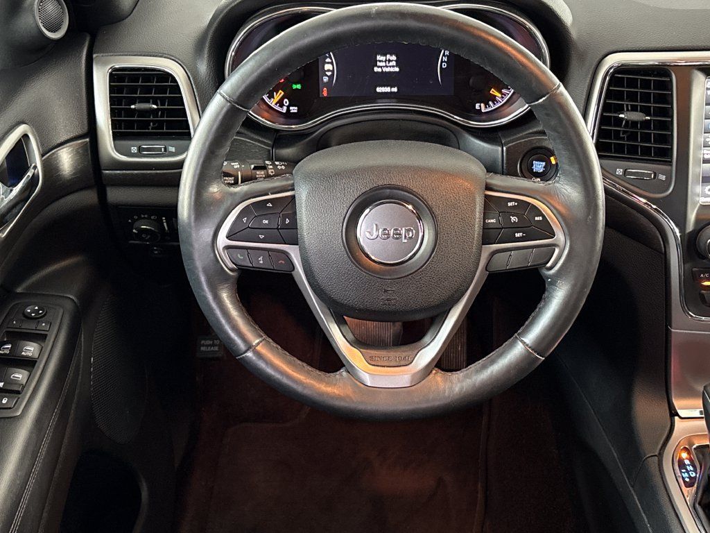 Used 2018 Jeep Grand Cherokee Altitude AWD/4WD image 17