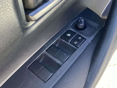 Used 2023 Toyota Corolla LE image 16