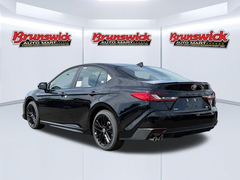New 2026 Toyota Camry SE FWD image 4