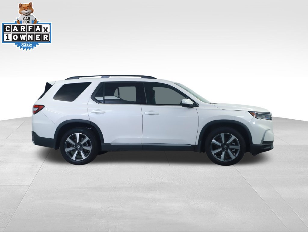 Used 2025 Honda Pilot Touring image 13