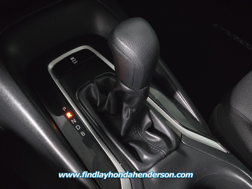 Used 2024 Toyota Corolla LE w/ LE Convenience Package FWD image 29