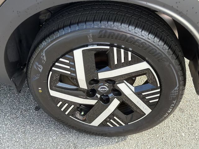 Certified 2026 Nissan Kicks SV FWD image 21