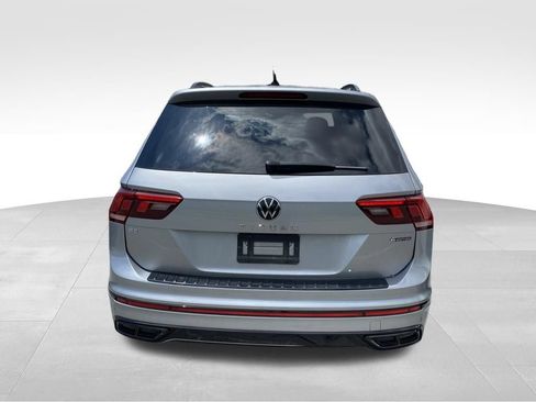 Used 2024 Volkswagen Tiguan SE R-Line AWD/4WD image 13