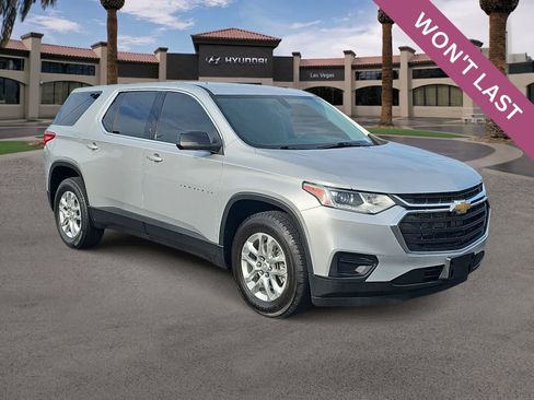 Used 2021 Chevrolet Traverse LS w/ LPO, Cargo Package FWD image 2