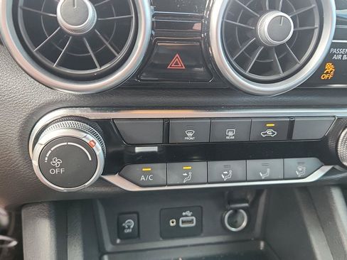 Used 2024 Nissan Sentra S FWD image 17