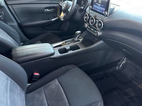 Used 2024 Nissan Sentra SR FWD image 14