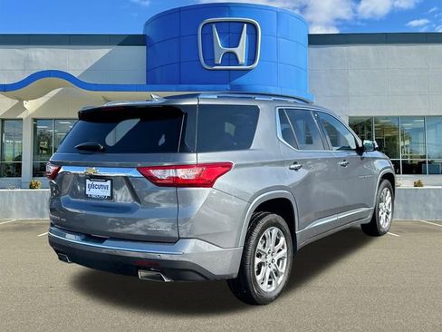 Used 2019 Chevrolet Traverse Premier w/ LPO, Floor Liner Package image 2