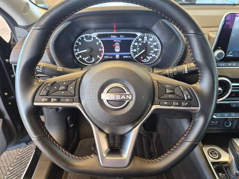 Certified 2025 Nissan Sentra SR FWD image 16