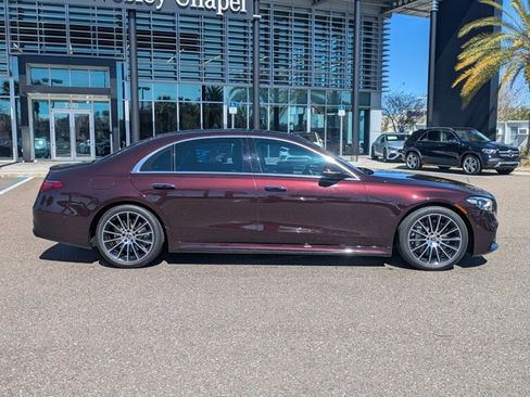 Used 2021 Mercedes-Benz S 580 4MATIC Sedan image 4