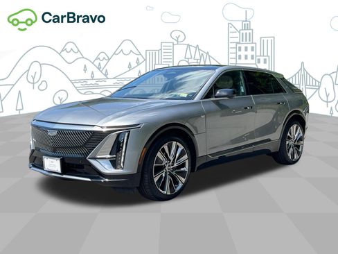 Certified 2026 Cadillac Lyriq Signature Luxury w/ Nappa Leather Package AWD/4WD image 17