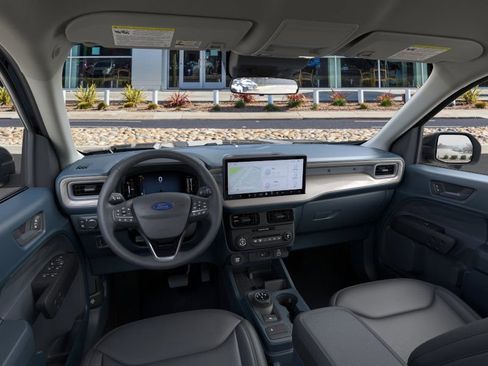 New 2025 Ford Maverick Lariat w/ Black Appearance Package image 9