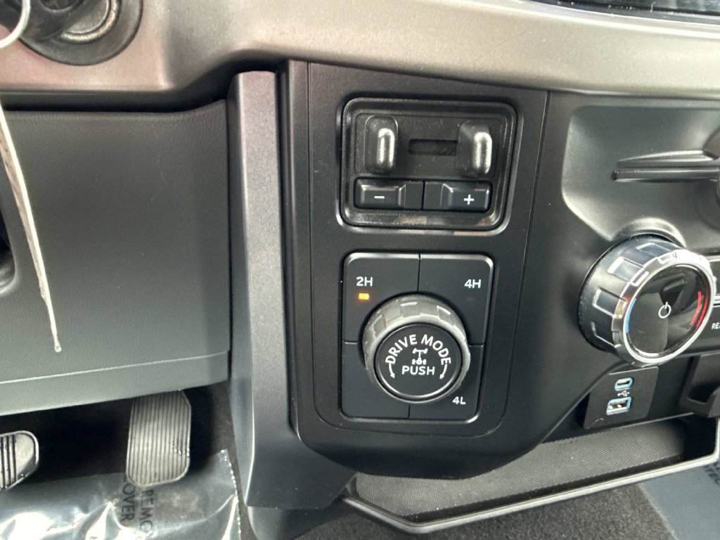 Used 2024 Ford F150 XLT w/ Tow/Haul Package AWD/4WD image 35