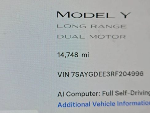 Used 2024 Tesla Model Y Long Range AWD/4WD image 4