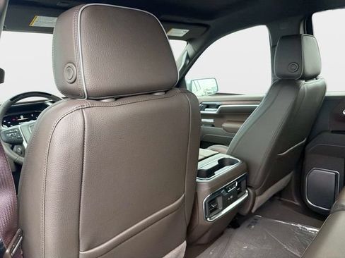 New 2026 GMC Sierra 1500 Denali w/ Technology Package AWD/4WD image 13