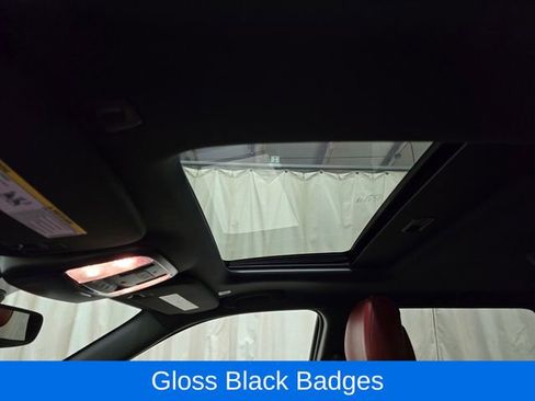 Used 2020 Dodge Durango R/T w/ Technology Group image 18