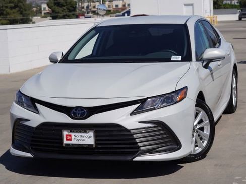 Used 2023 Toyota Camry LE w/ Convenience Package image 4
