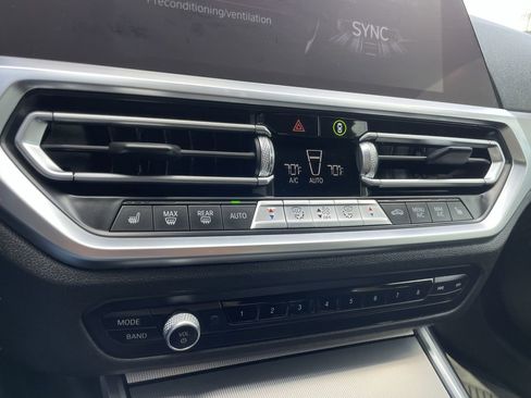 Used 2021 BMW 330i Sedan image 24