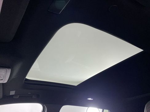 New 2026 Chevrolet Traverse Z71 w/ Driver Confidence Package image 19